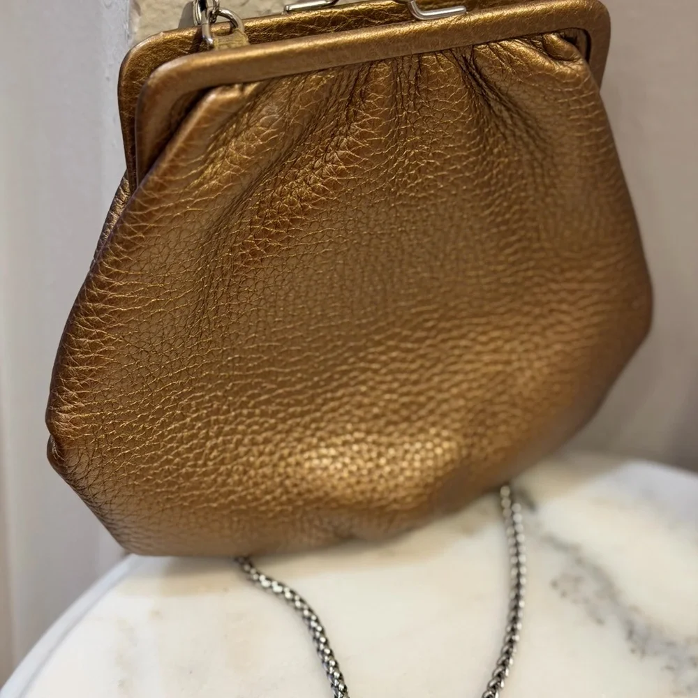 Brighton Bronze Leather Rose Embossed Clutch/Shoulder w kiss lock - Picture 3 of 7